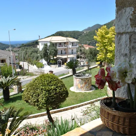 Amaryllis Luxury Suite Parga Exterior photo