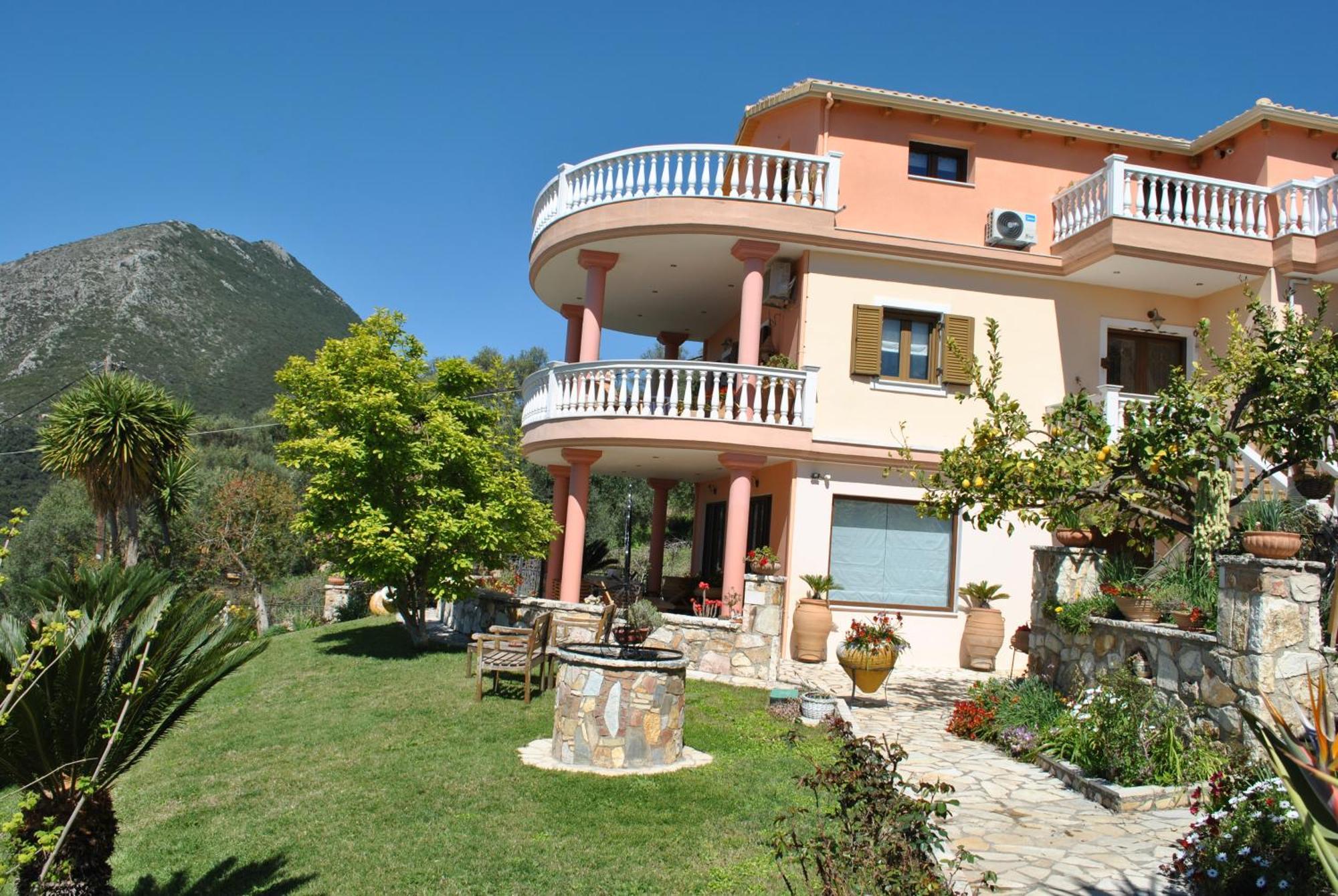 Amaryllis Luxury Parga